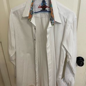 Beautiful Robert Graham shirt size L in EUC